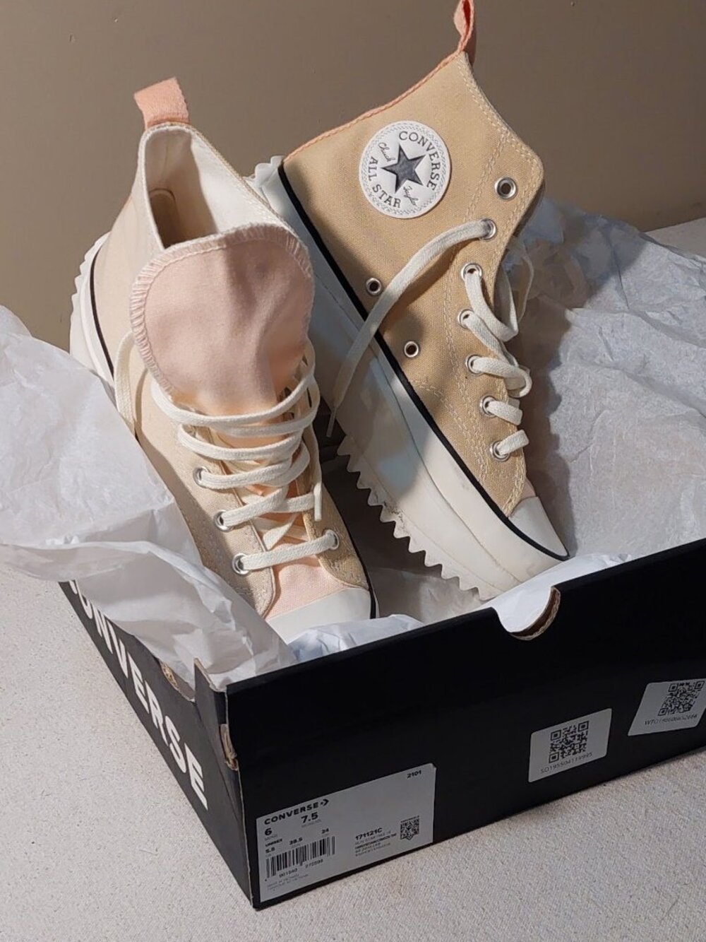 Converse 2-Tone Tan/Pink Run Star Hike Hi Canvas Platform Sole Size: 7.5 - Picture 2 of 12